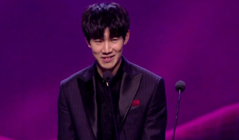 季结束后 季结束后