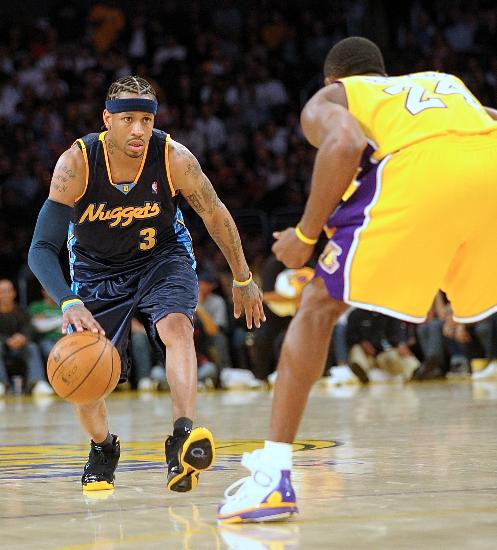 主场效应反 主场效应反